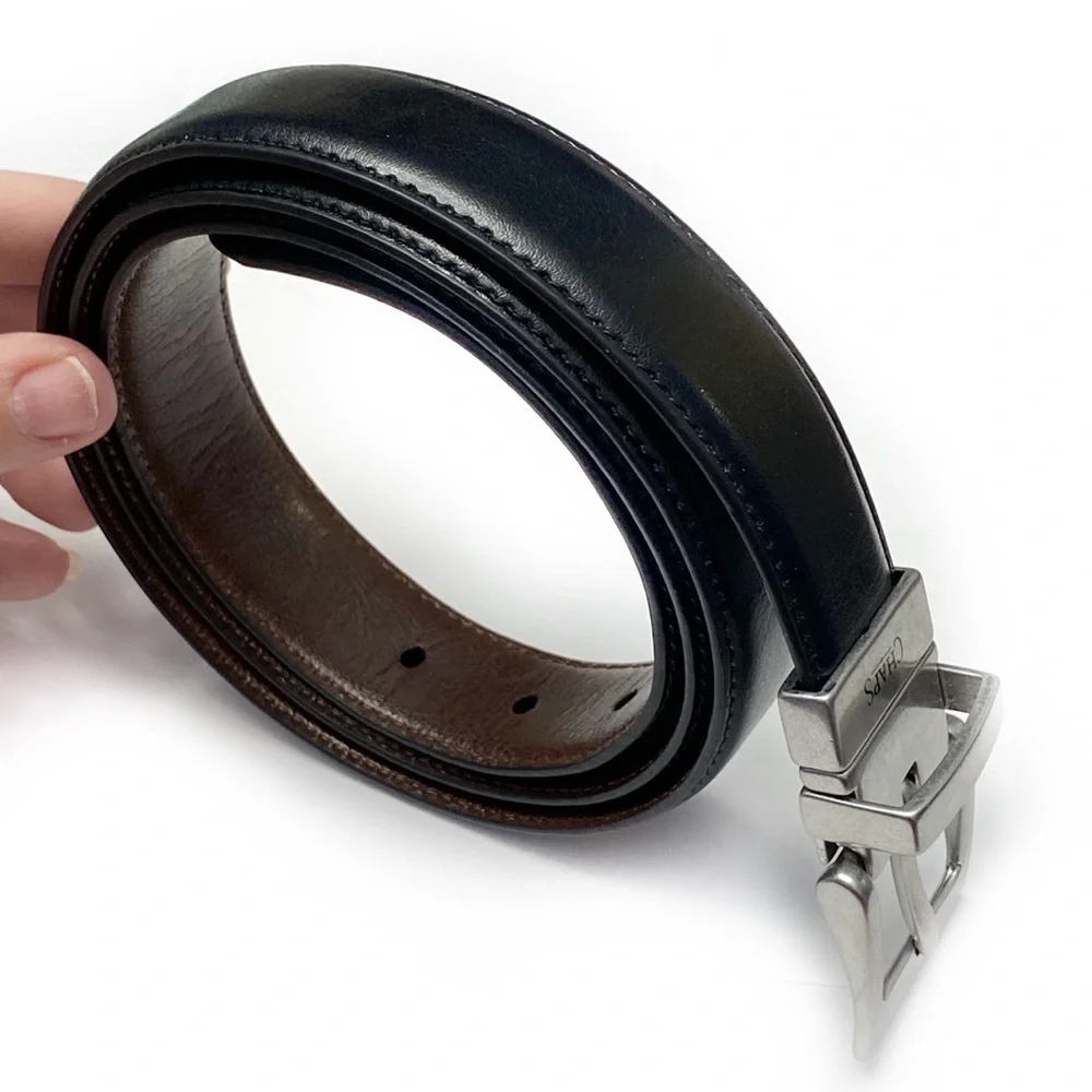 Chaps Men’s Faux Leather Reversible Belt